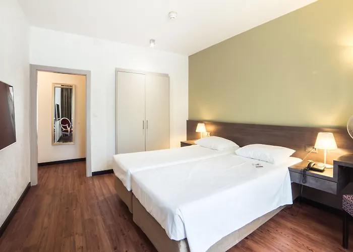 Hotel Montana