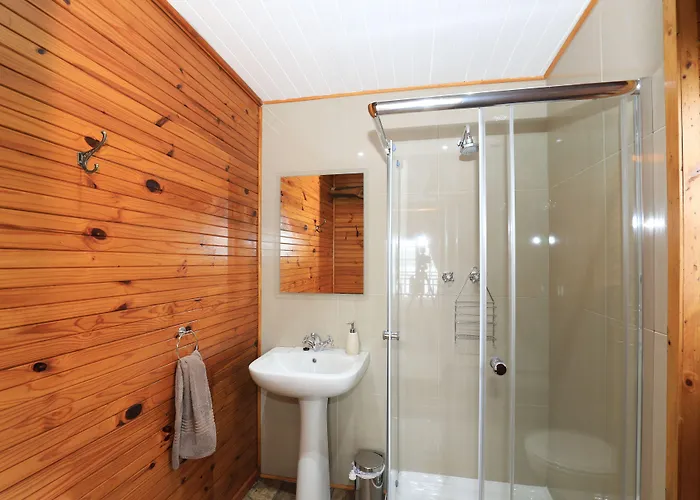 Big Tree House Lodge