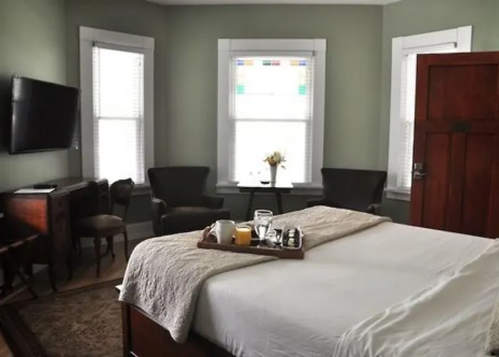 Greenway House Bed And Breakfast