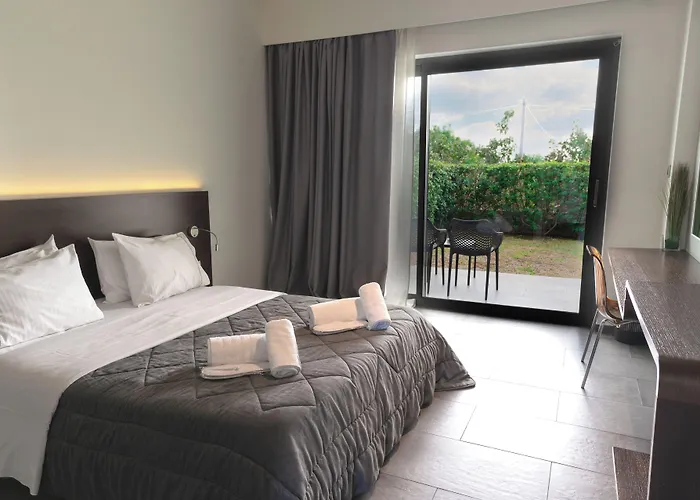 Megara Hotel