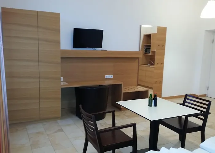 Hotel Aton