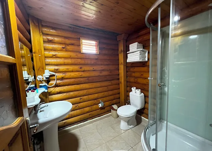 Woodline Hotel