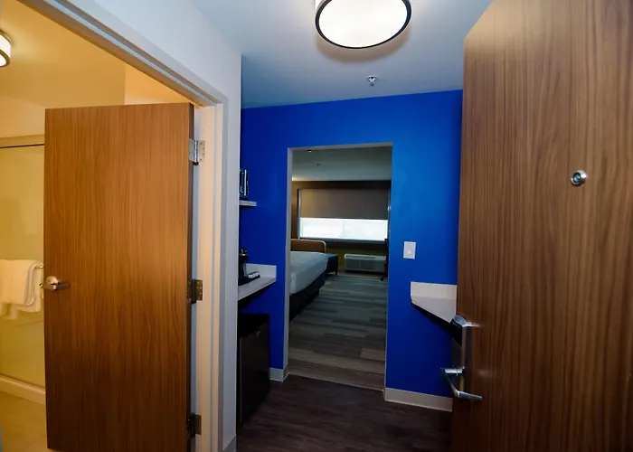 Holiday Inn Express & Suites Mckinney - Frisco East By Ihg