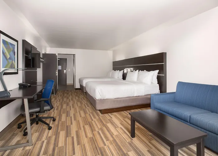 Holiday Inn Express & Suites Lincoln I - 80 By Ihg