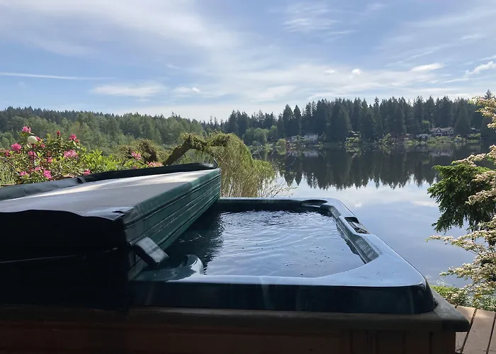 Cottage Lake Bed And Breakfast