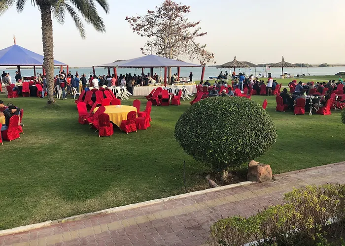 Flamingo Beach Hotel