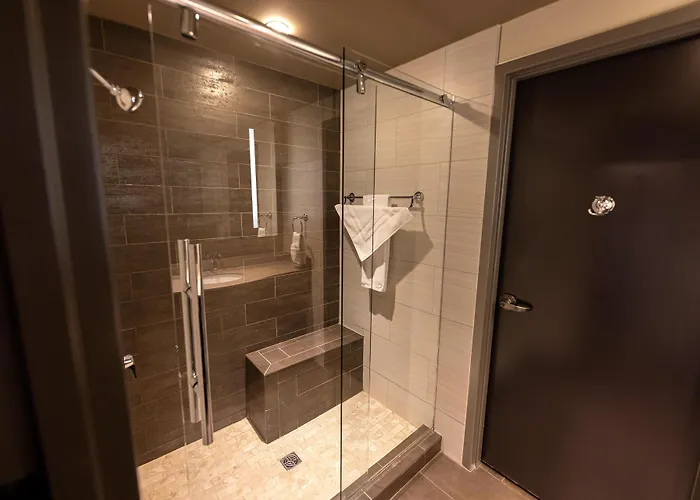Cherokee Casino Hotel Roland
