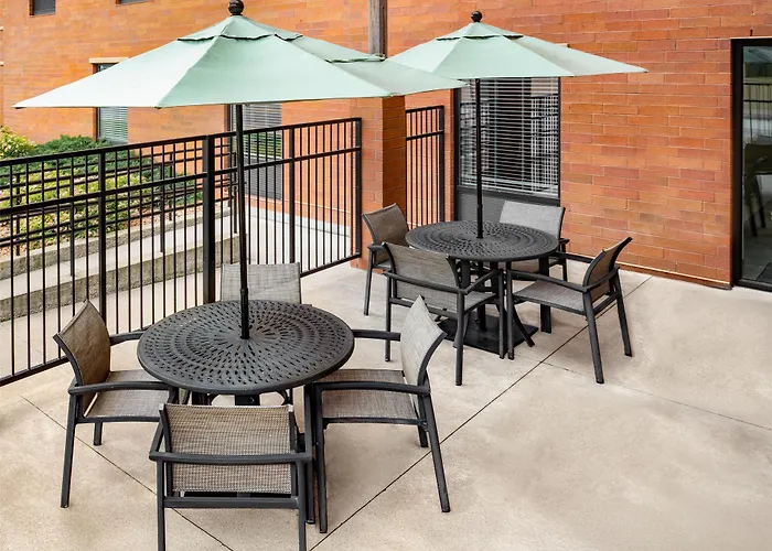 Hampton Inn And Suites La Crosse Downtown