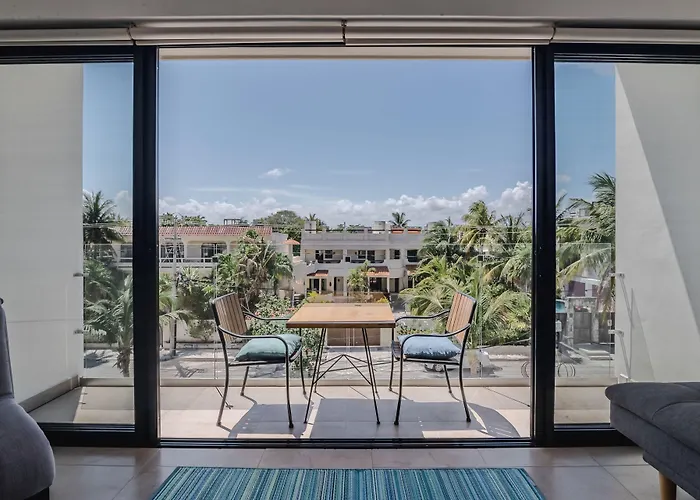 Vela'S Condos Ocean Front