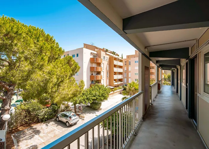 B&B Hotel Hyeres
