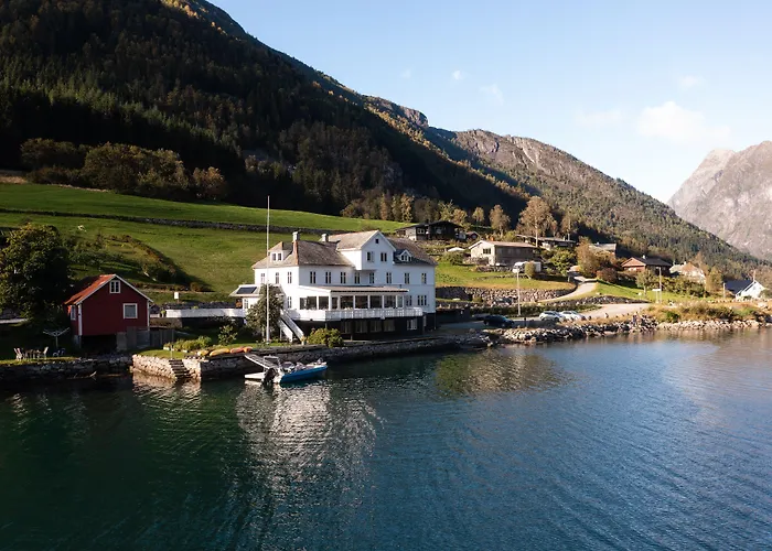 Fjaerland Fjordstove Hotell - Huseby Hotelldrift As