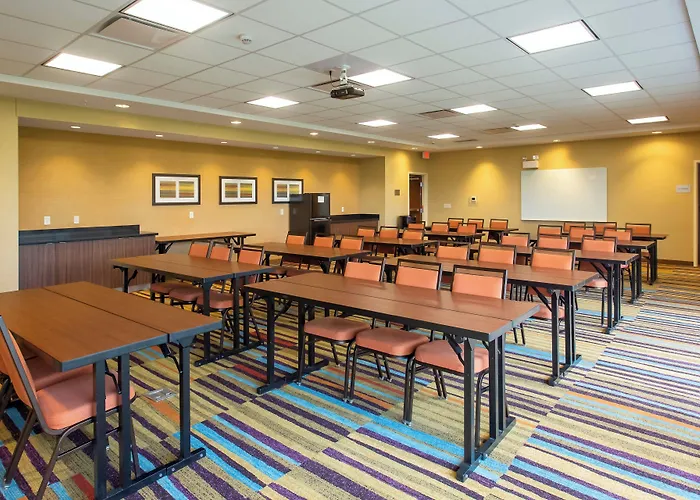 Fairfield Inn & Suites By Marriott Jamestown