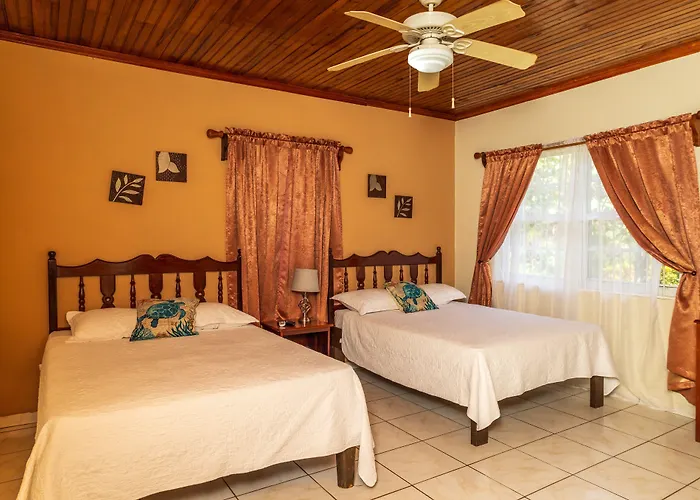 Seagrape Plantation Resort & Dive Center