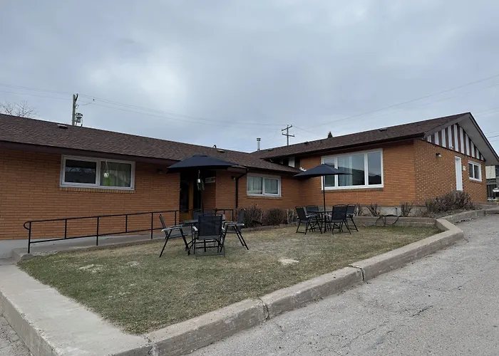 Lake-Vu Motel