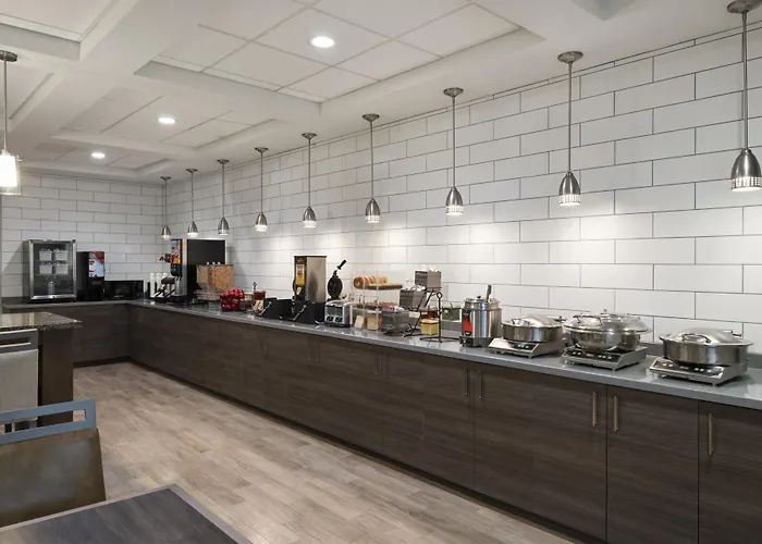 Best Western Plus College Station Inn & Suites