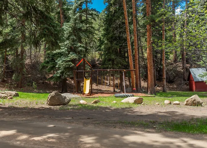Ponderosa Lodge