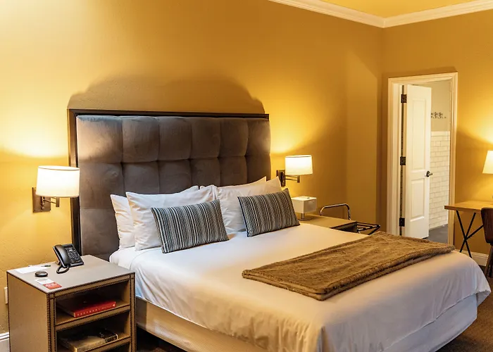 Wydown Hotel