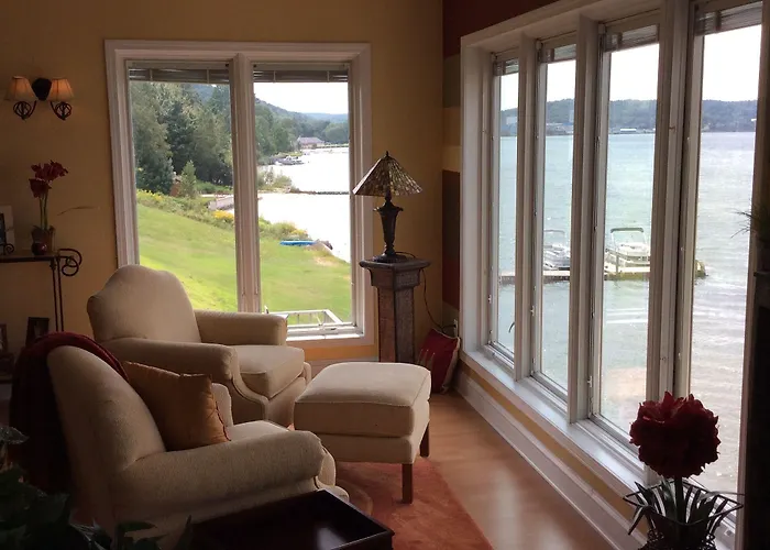 Pictured Rocks Bed And Breakfast