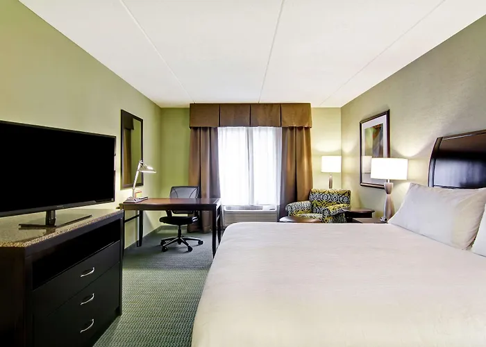 Hilton Garden Inn Woodbridge