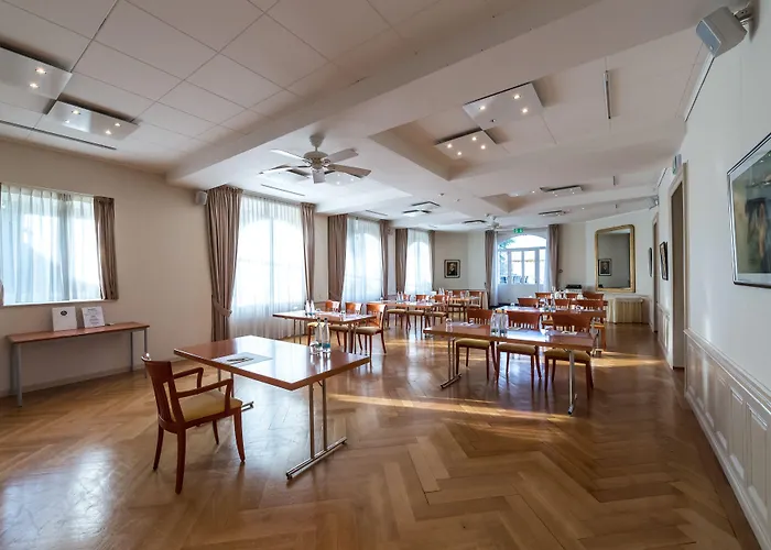 Hotel Bon Rivage