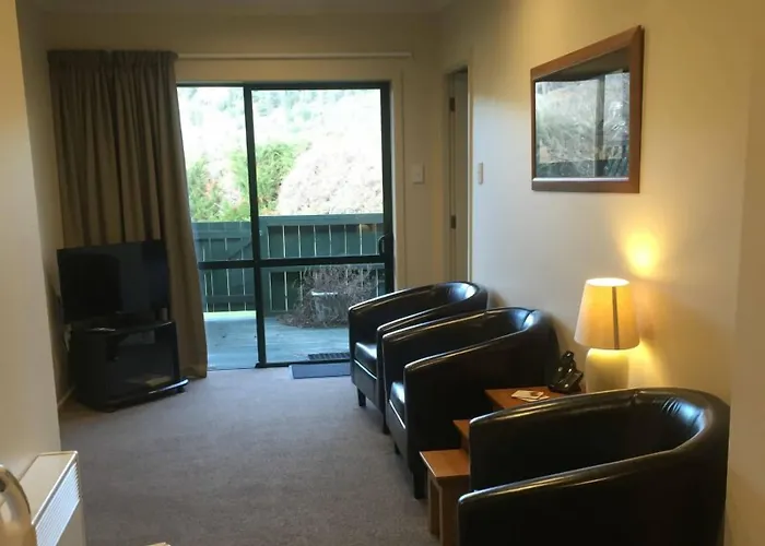 Lake Roxburgh Lodge