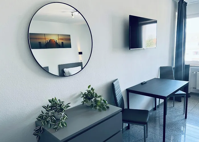 Lipp Apartments