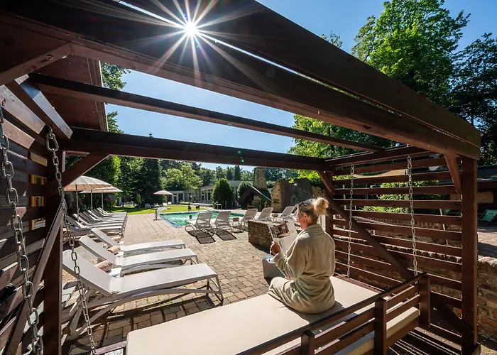 Waldhotel Tannenhaeuschen