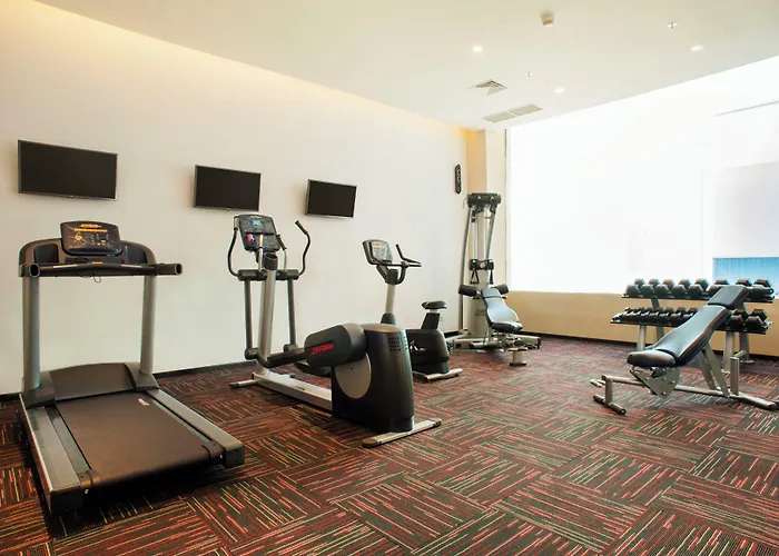 Holiday Inn Express Surabaya Centerpoint By Ihg
