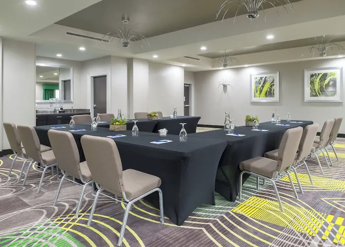 Holiday Inn Express And Suites Norman By Ihg