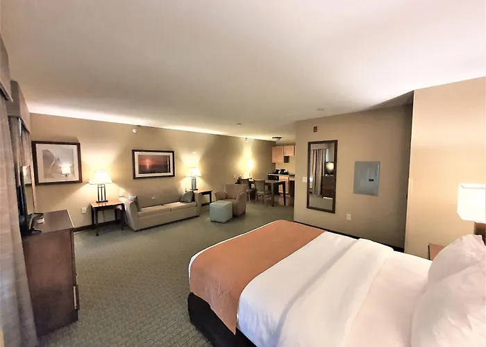 Comfort Inn & Suites - Chisago City