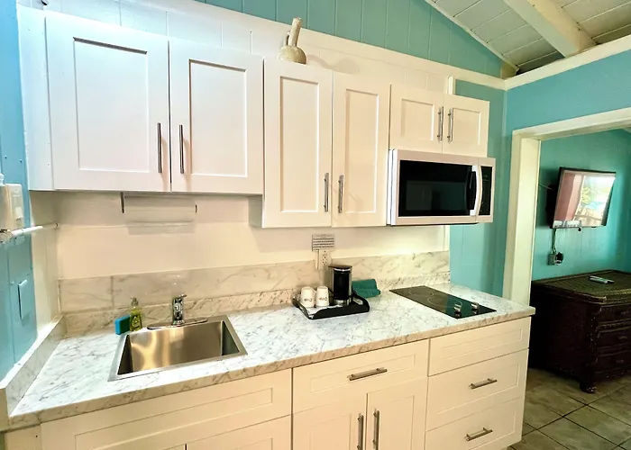 The Pelican Key Largo Cottages