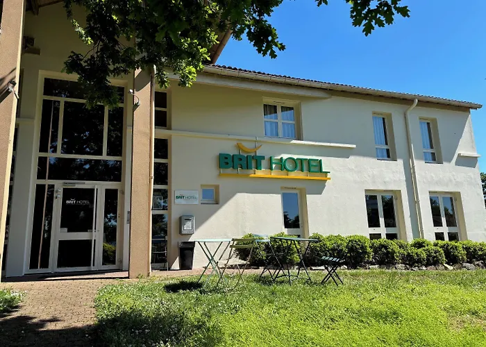 Brit Hotel Essentiel Cholet