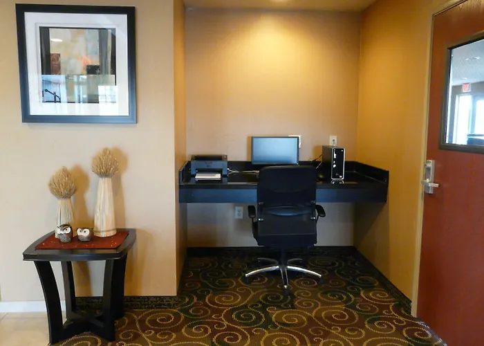 Cobblestone Inn & Suites - Harper