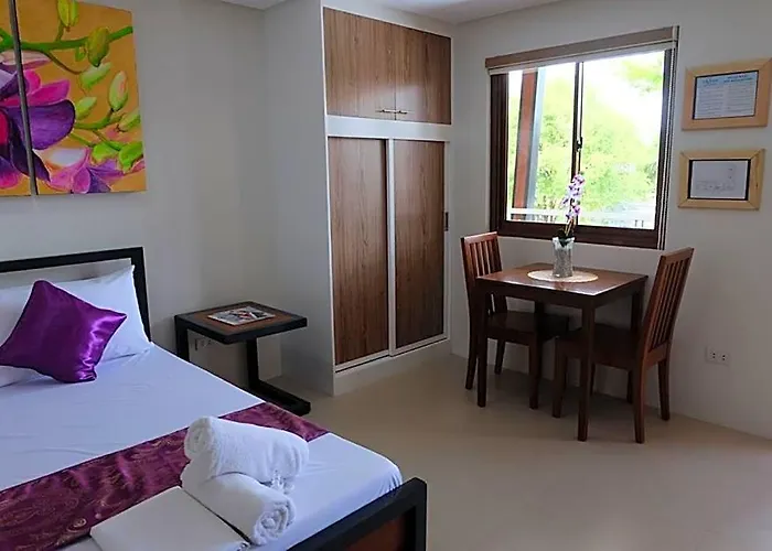 The Tavern Hotel & Villas