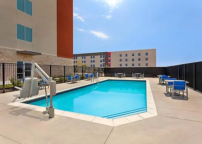 Holiday Inn Express & Suites Austin North - Pflugerville By Ihg