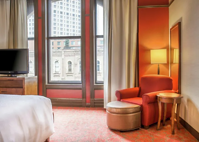 Hilton Garden Inn Milwaukee Downtown