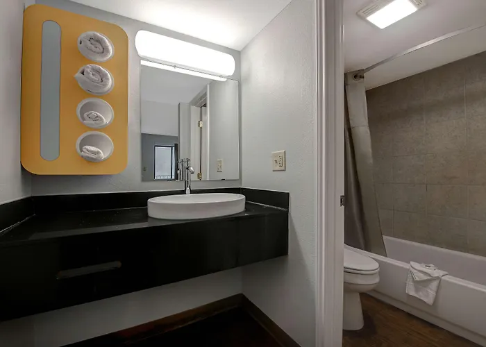 Motel 6-Sulphur Springs, Tx