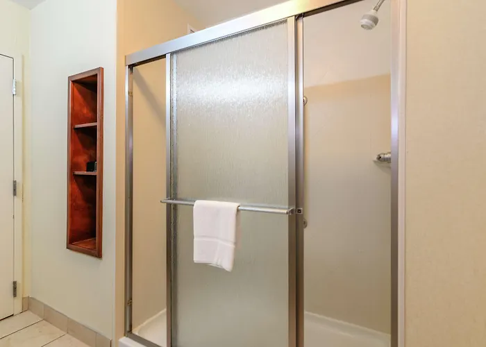 Hampton Inn & Suites Detroit/Chesterfield