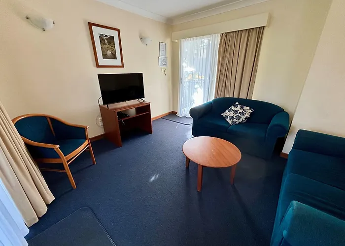 Governors Lodge