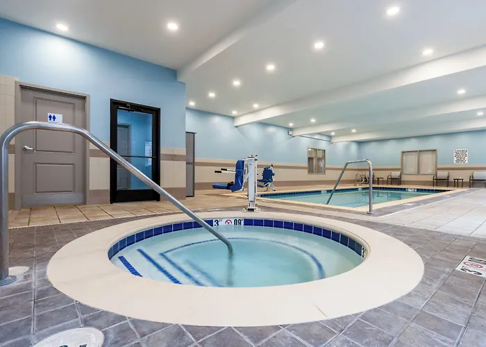 Holiday Inn Express And Suites Missoula By Ihg