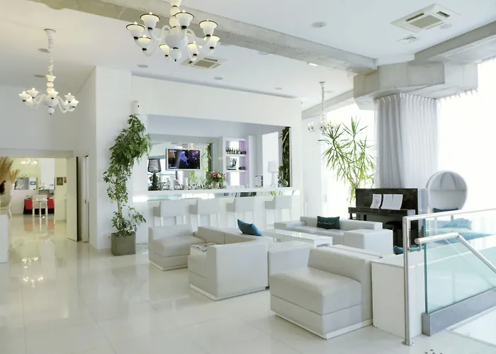 Kyriad Prestige Perpignan Centre Gare