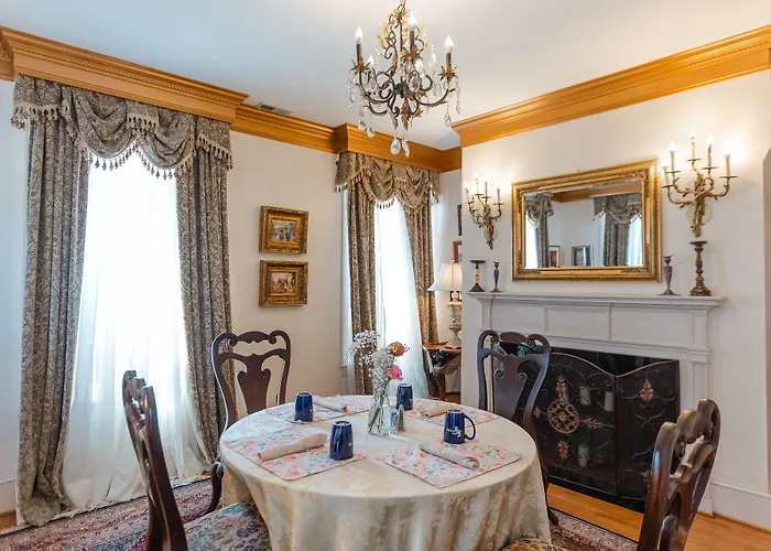 1840S Carrollton Inn