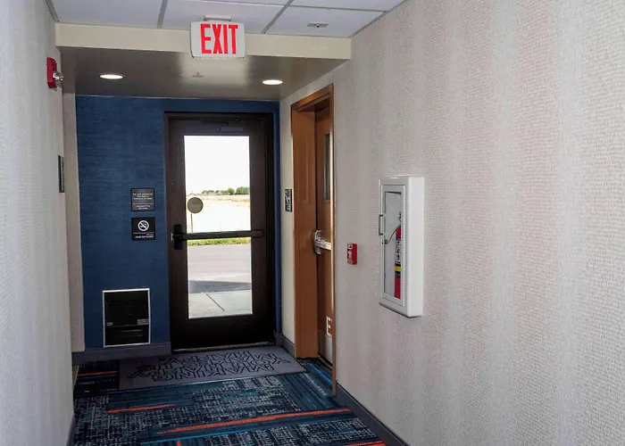 Hampton Inn & Suites Riverton