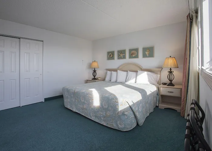 Biscayne Suites