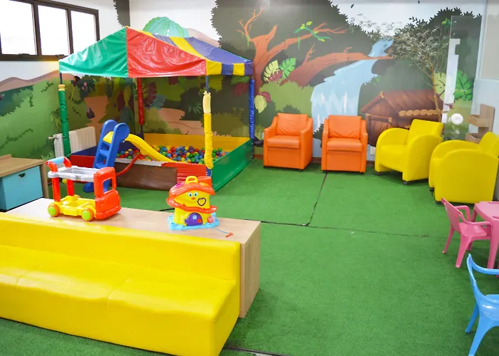 Sky Borges Hotel - Flats De Luxo No Centro De Gramado - Rs