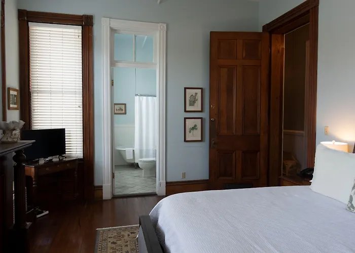 Forsyth Park Inn