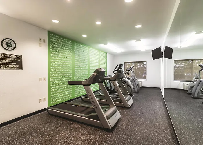 La Quinta By Wyndham Fargo-Medical Center