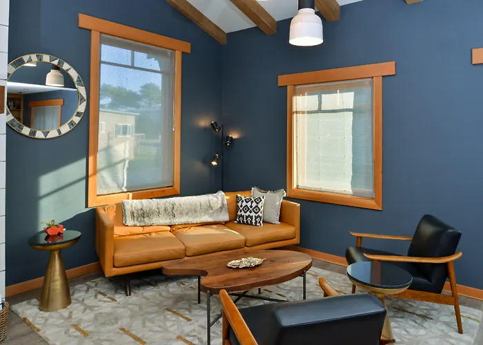 The Coho Oceanfront Lodge