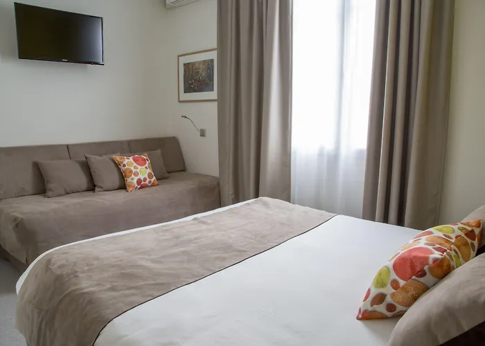 Logis Hotel Chaptal, Amboise