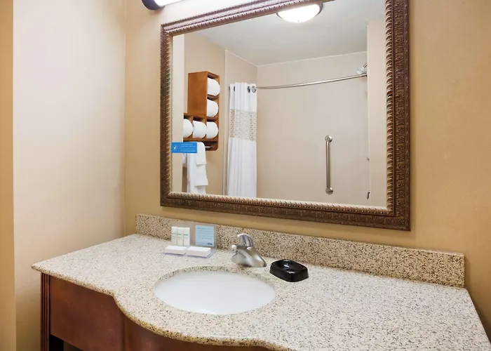 Hampton Inn Fairmont